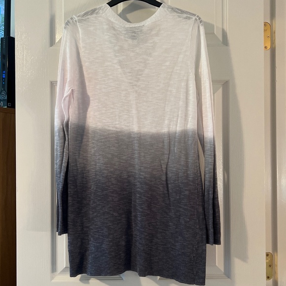 Cardigan/Sweater, Light weight, White, shades of Gray, Size S - Picture 2 of 4